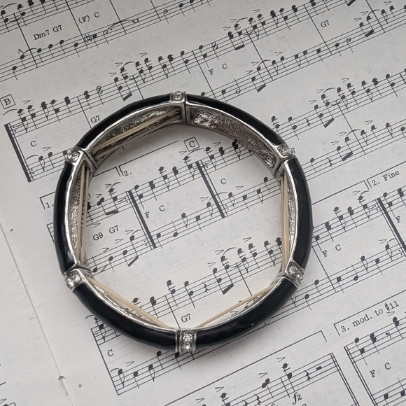 Black and Silver Stretch Bracelet - Picture 4 of 5